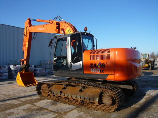 Экскаватор гусеничный HITACHI ZX-180, ковш 0.9 м.куб